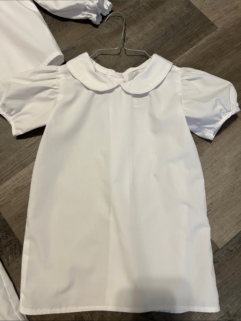 The Beaufort Bonnet Company Peter Pan Collar
Shirts size 8 & 10 - Picture 4 of 12